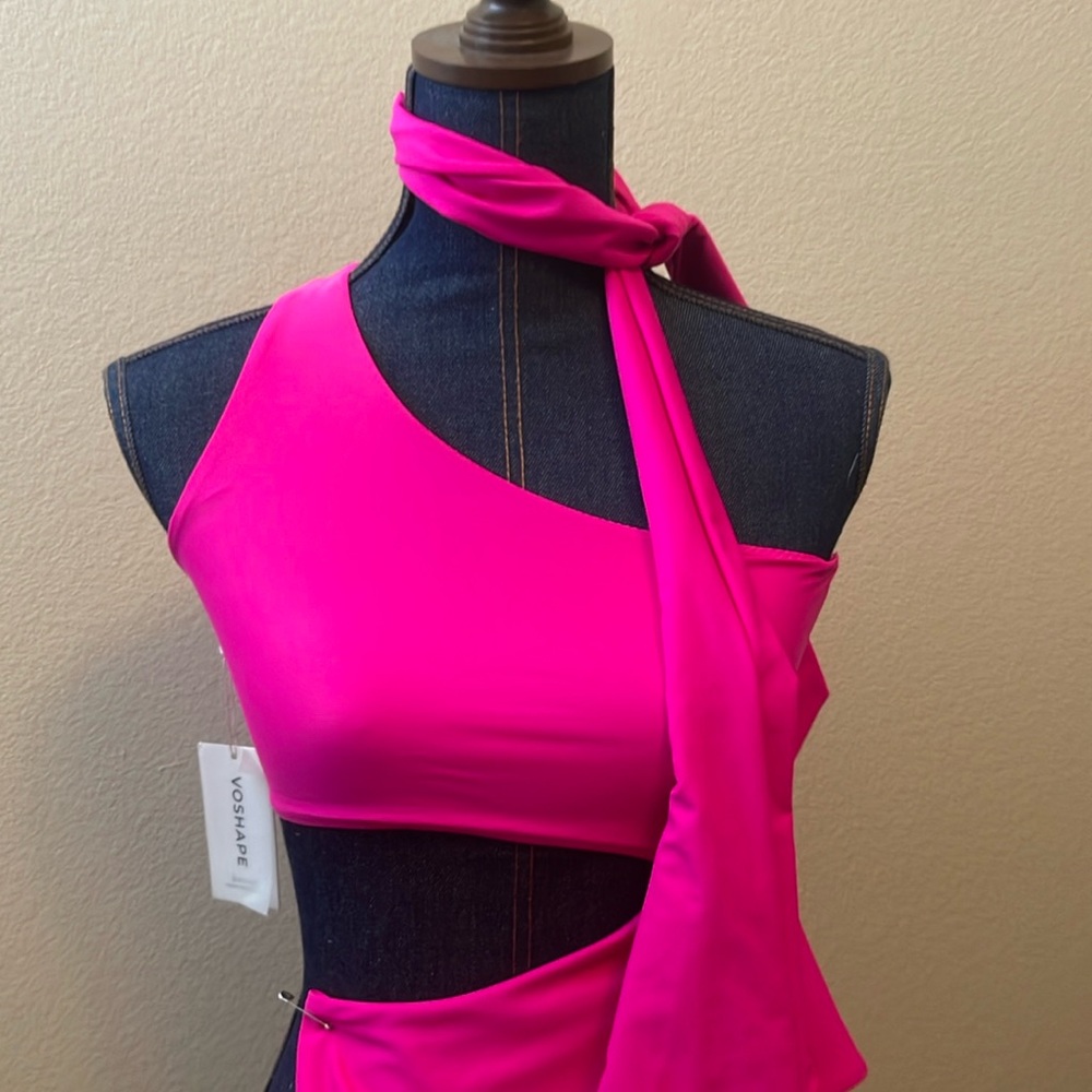 VOSHAPE Brand New Beautiful Designer Hot Pink Bikini